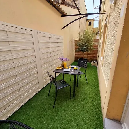 Maison Avec Exterieur - Stationnement Gratuit Holiday home